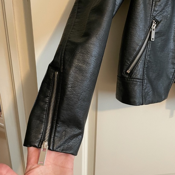 H&M faux leather jacket size 6 - Picture 2 of 4